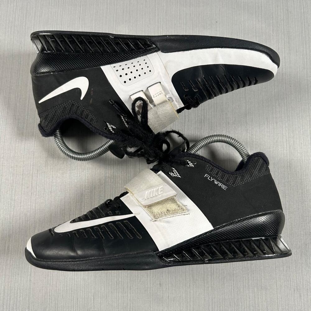 Nike Romaleos 3 Womens Size 7.5 Black Weightlifting Shoes Arch Support Athletic